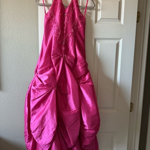 Tip Top Girls Barbie Pink Halter Sequin Gown - Size 12 - Picture 7 of 7